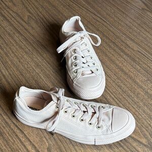 Converse Size 7.5 Pale Pink Low Top Sneakers Shoes